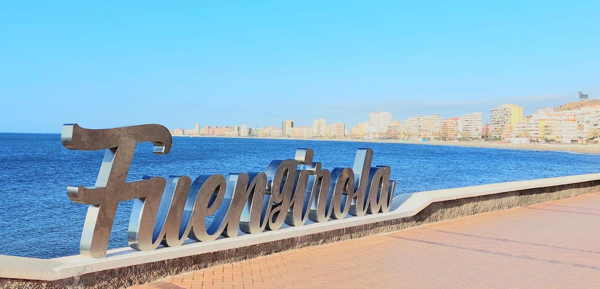 Apartamento Frente Al Mar Paz Y Relax フエンヒロラ エクステリア 写真